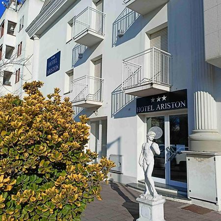 Hotel Ariston Imperial Porto Garibaldi Buitenkant foto