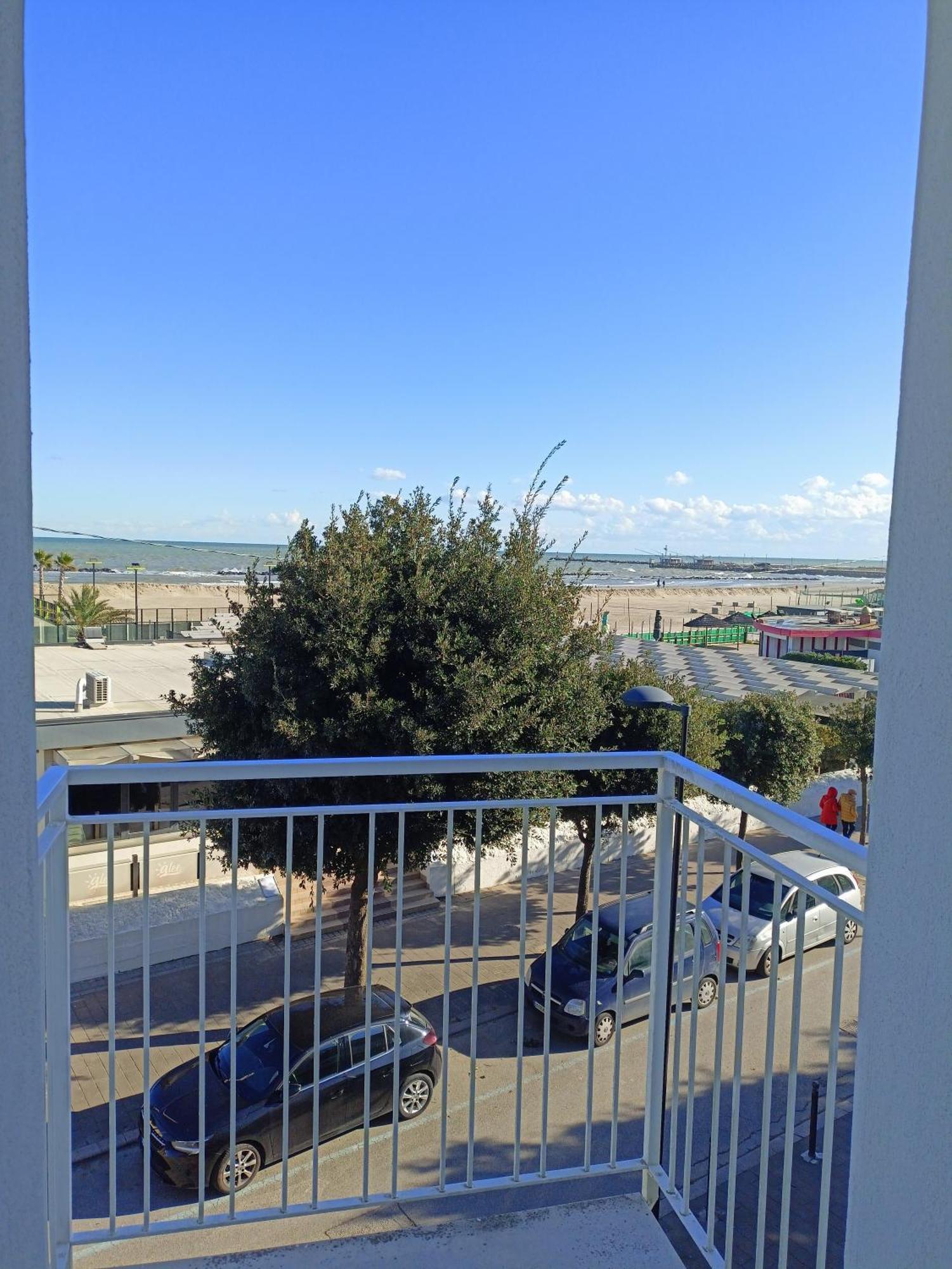 Hotel Ariston Imperial Porto Garibaldi Buitenkant foto