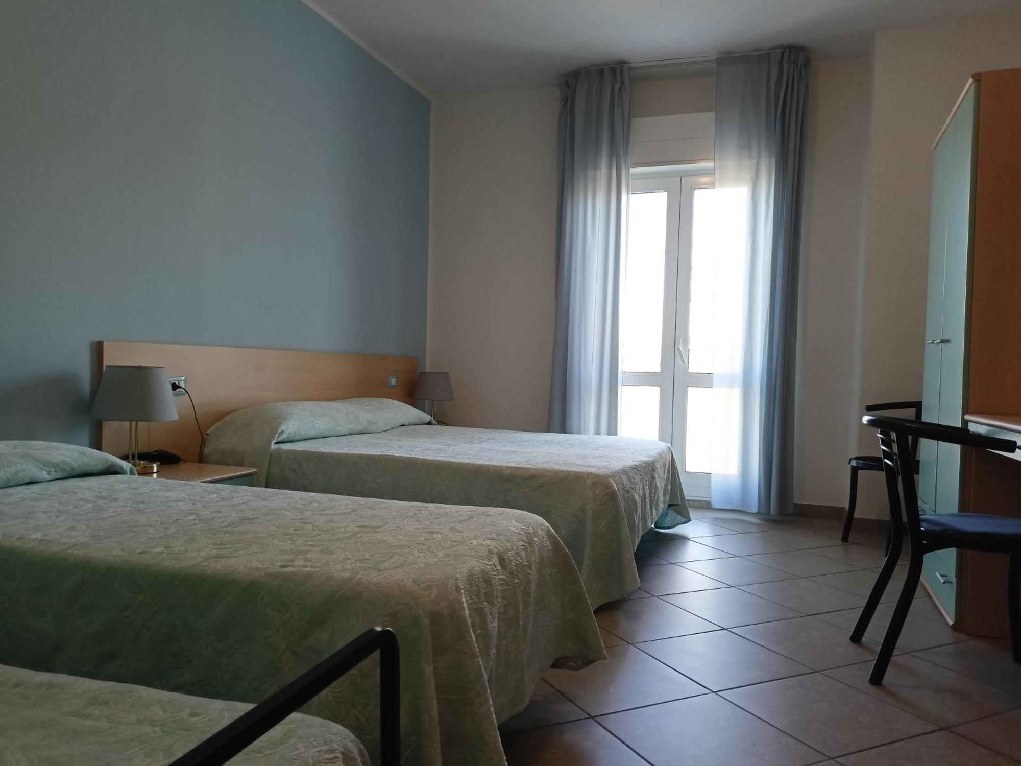 Hotel Ariston Imperial Porto Garibaldi Buitenkant foto