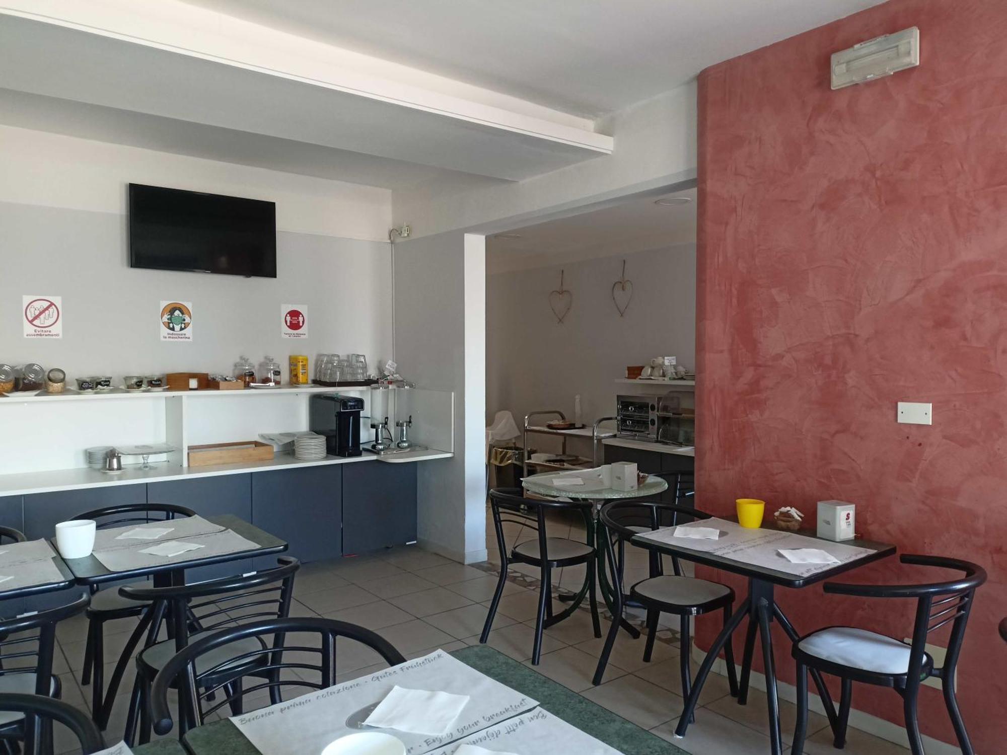 Hotel Ariston Imperial Porto Garibaldi Buitenkant foto